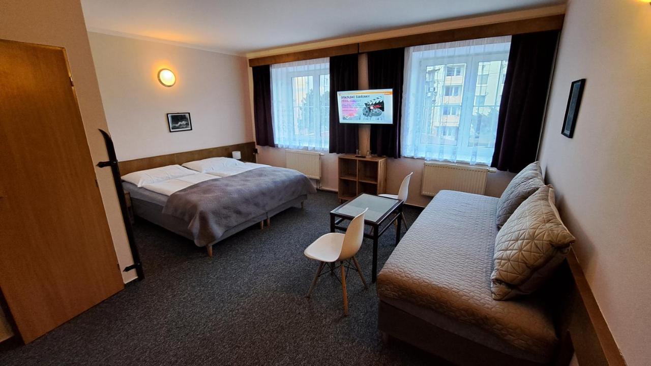 Pension Pavir Zidlochovice Exteriör bild